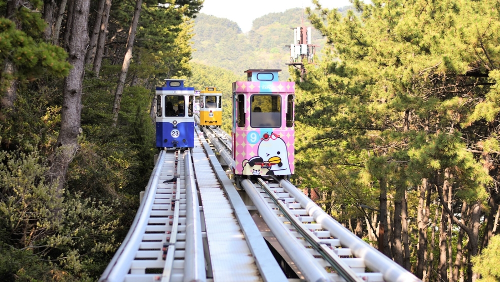 Haeundae Blueline Park: Tips on Sky Capsule & Beach Train